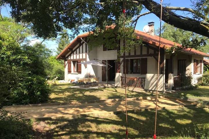 Holiday home for 8 people, with garden - 1