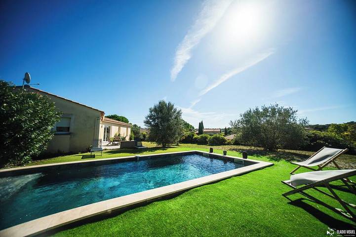 Villa pour 8 personnes, avec terrasse et jardin - 1