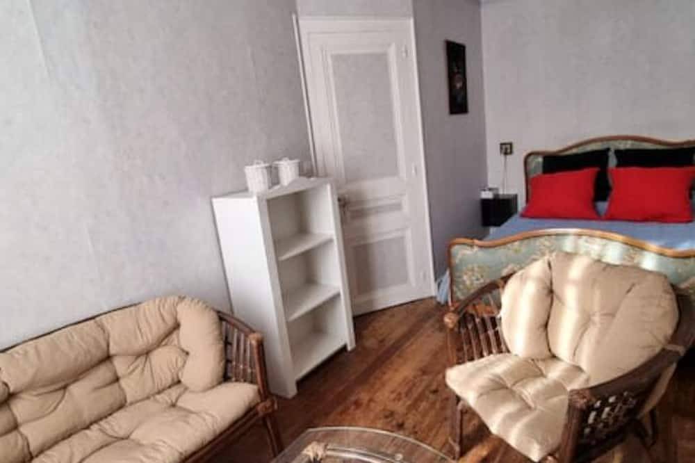 Ideal holiday home for 3 6 people families in Normandy by the sea on Juno Beach in Bernières-sur-Mer, Caen region