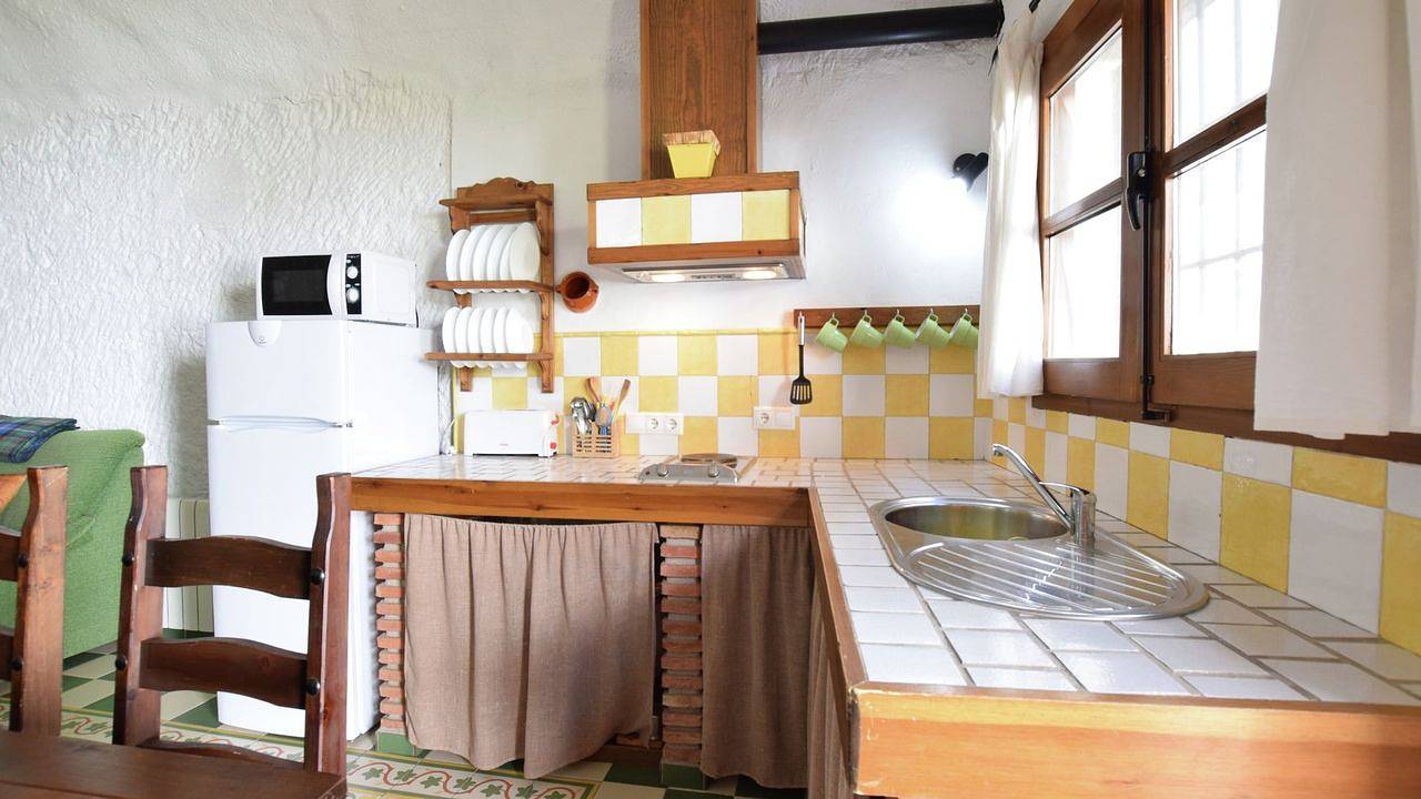 Apartamento vacacional entero, Apartamento de vacaciones para 4 personas con piscina in El Bejarín, Guadix