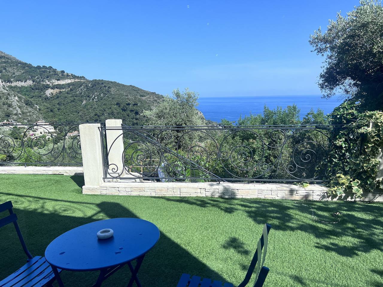 Estudio entero, Luxury studio suite in artist Villa with sea view  in Èze, Costa mediterránea (Francia)