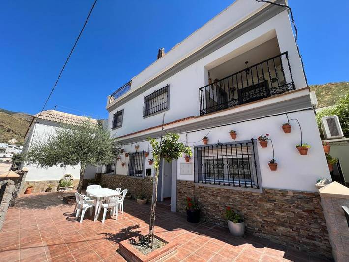 Casa rural para 6 personas, con vistas y terraza en Los Filabres-Tabernas