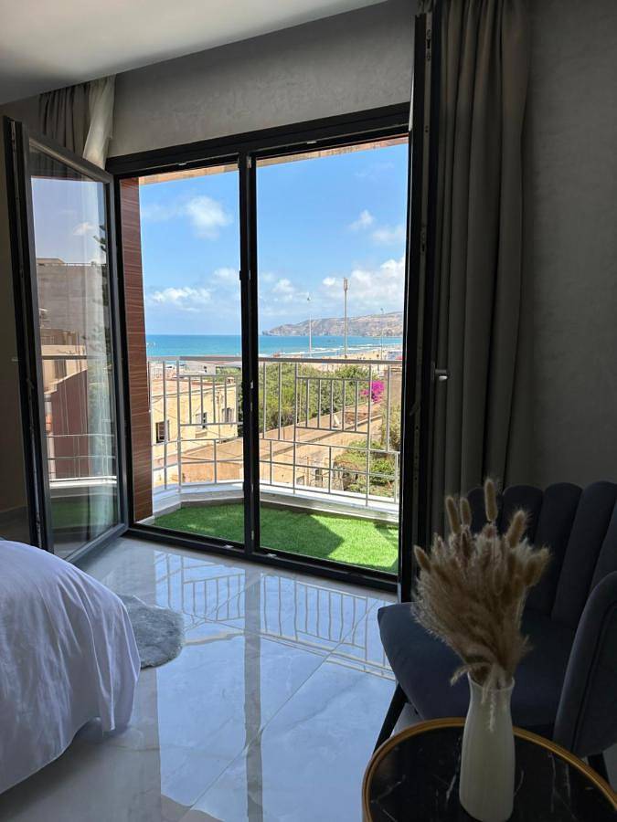 Hôtel pour 4 personnes, avec balcon et vue