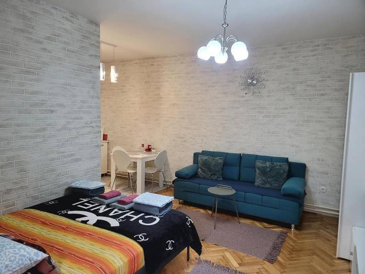 Gîte pour 4 personnes, avec jardin et vue à Novi Sad