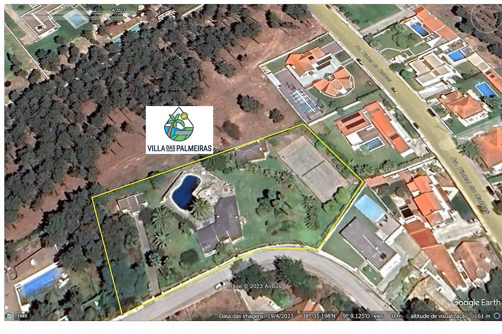 Wunderschöne Villa mit sehr großem Pool / Tennisplatz / exotischem Garten (4000 m ^ 2) in Aroeira, Corroios