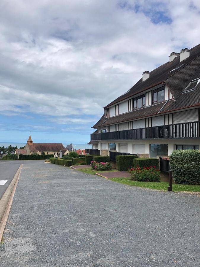 Appartement entier, Appartement Vue Mer et piscine Benerville-sur-mer in Benerville-sur-Mer, Région de Lisieux