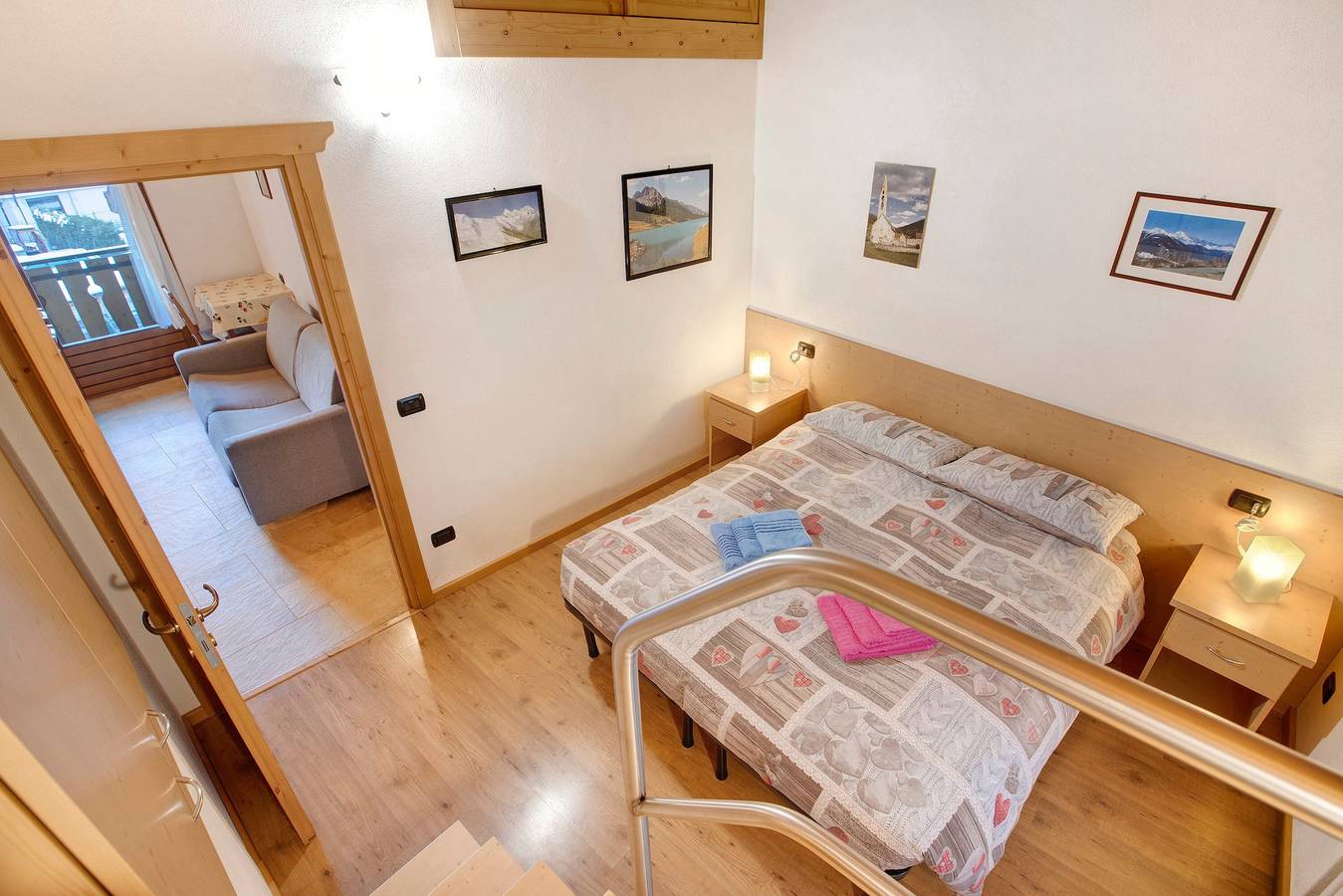Appartamento intero, Appartamento "Bucaneve" con vista sulle montagne, terrazza privata e Wi-Fi in Isolaccia, Valdidentro