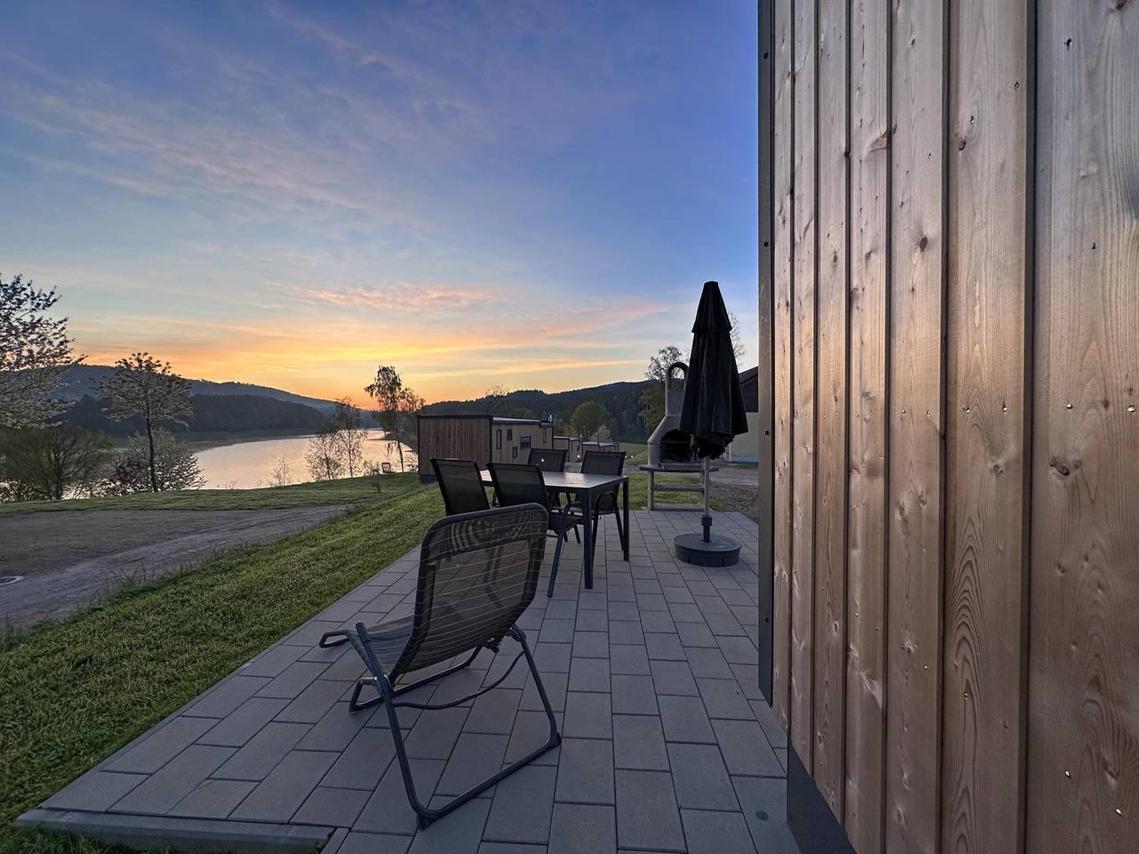 Feriendorf Seeblick - Tinyhouse direkt am See in Neunburg vorm Wald, Naturpark Oberpfälzer Wald