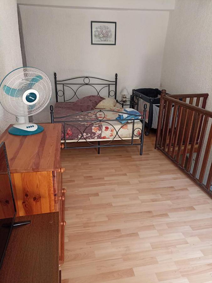 Gîte pour 4 personnes, avec vue et terrasse, animaux acceptés à Fontan - 2