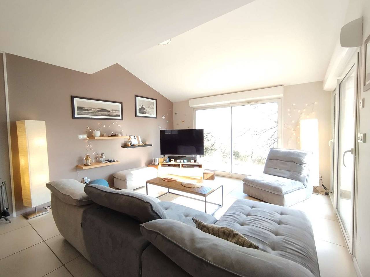 Casa 4 hab. con jardín cerca de Cahors, Tv inteligente y Wii, tranquilidad y confort in Pradines, Lot