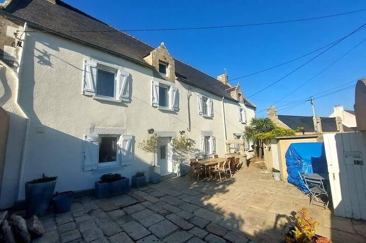 Location de vacances pour 12 personnes, avec jardin dans Plage de Keraude