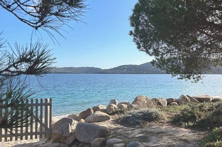 Location de vacances pour 10 personnes dans Plage Cala Rossa