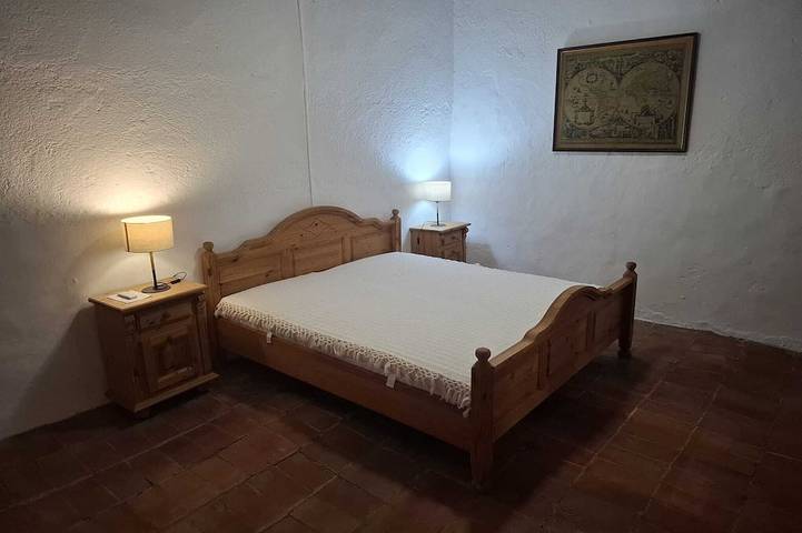 Gîte pour 10 personnes, avec jacuzzi ainsi que terrasse et piscine à Sils - 3