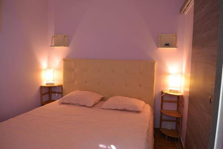 Gîte pour 4 personnes, avec balcon et vue dans Port Des Lecques Saint Cyr Sur Mer - 3