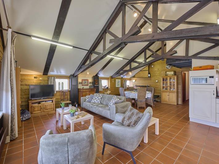 Location de vacances pour 4 personnes, avec terrasse ainsi que jardin et piscine à Oisterwijk - 3