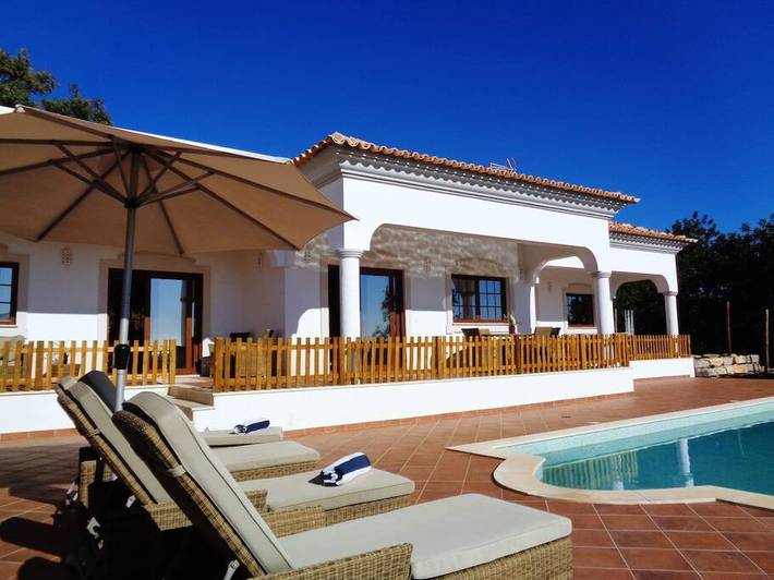 Villa para 4 pessoas, com Terraço e Jardim em Ria Formosa