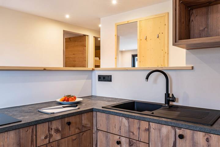 Appartamento intero, Appartamento "Villa Lara Fichte" con vista sulle montagne, terrazza comune e Wi-Fi in Telfen-Lanzin, Castelrotto