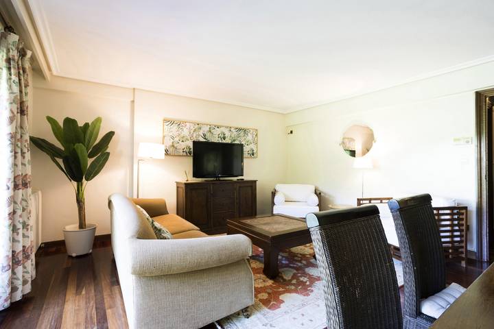 Location de vacances pour 6 personnes, avec terrasse ainsi que jacuzzi et jardin à Hondarribia - 2