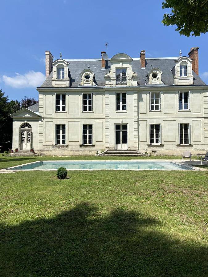 Location de vacances pour 2 personnes, avec piscine ainsi que jardin et vue à Saint-Cyr-sur-Loire - 3