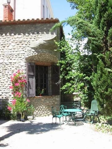 Gîte pour 4 personnes, avec jardin et piscine à Prades