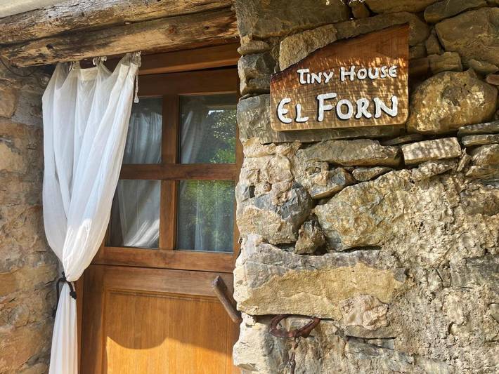 Gîte pour 2 personnes, avec vue et jardin ainsi que terrasse et piscine à Coll de Nargó - 2