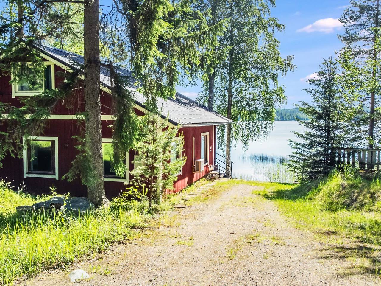 D daalia in Saarijärvi, Westfinnland