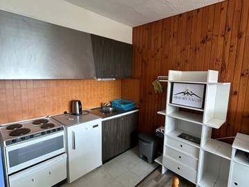 Chalet pour 6 Personnes dans Lac des Hermines, Besse-et-Saint-Anastaise, Photo 3