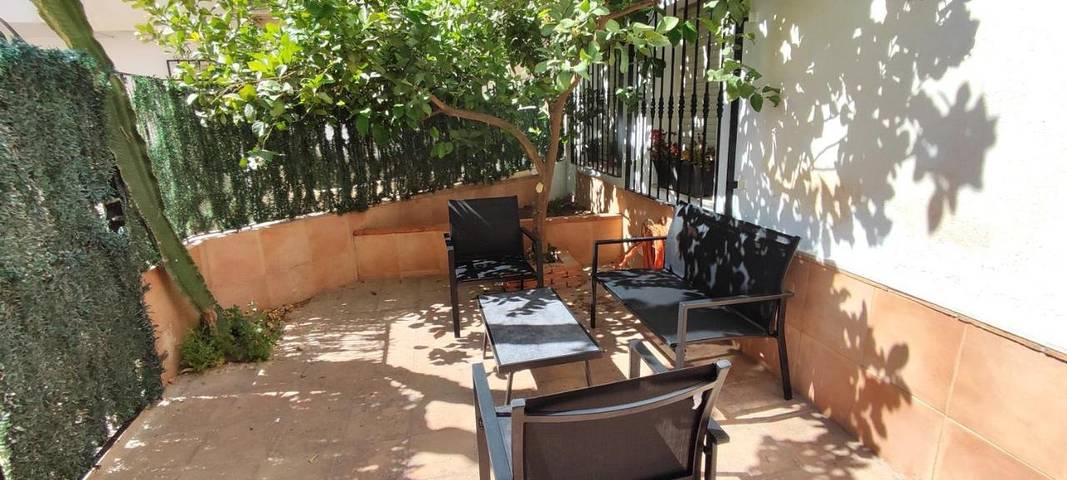 Gîte pour 3 personnes, avec jardin à Albox
