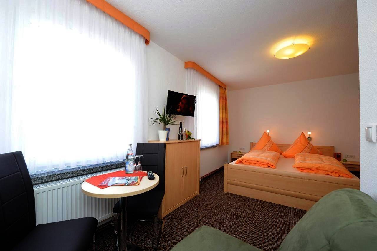 One-Bedroom Bungalow in Großwoltersdorf, Ruppiner Seenland