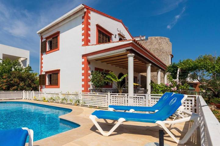 Chalet para 6 personas, con piscina y terraza - 1