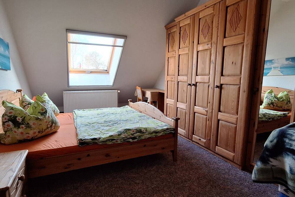 Ganze Wohnung, Ferienhaus An der Heide - Ferienhaus in Neuendorf-Heide, Saal