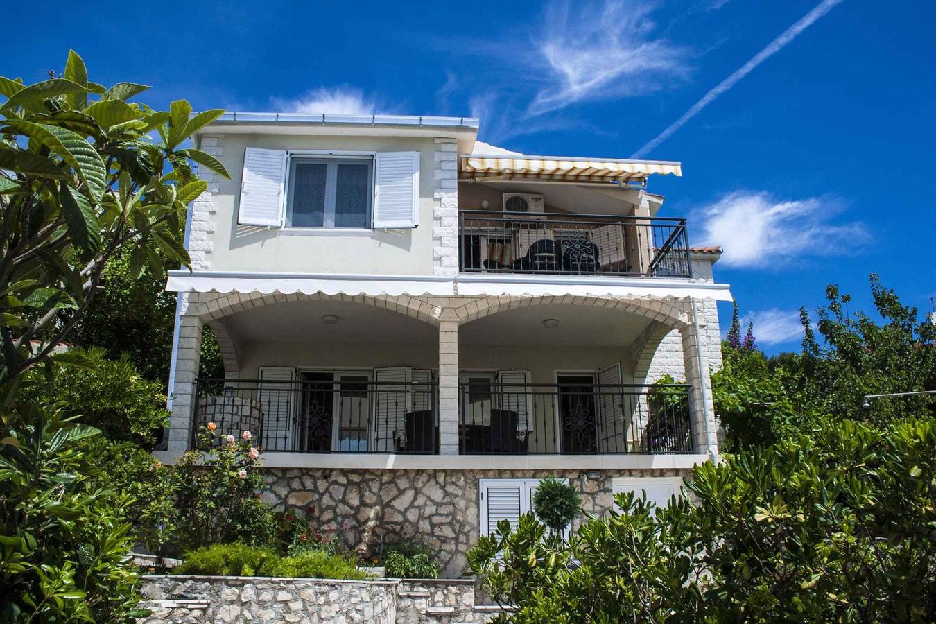 Hel ferieleilighet, Holiday apartment near the sea in Okrug Gornji, Čiovo