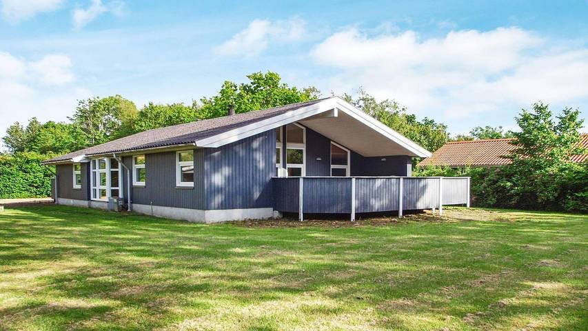 Ferienhaus für 8 Personen, mit Terrasse und Sauna sowie Whirlpool am Ringkøbing Fjord