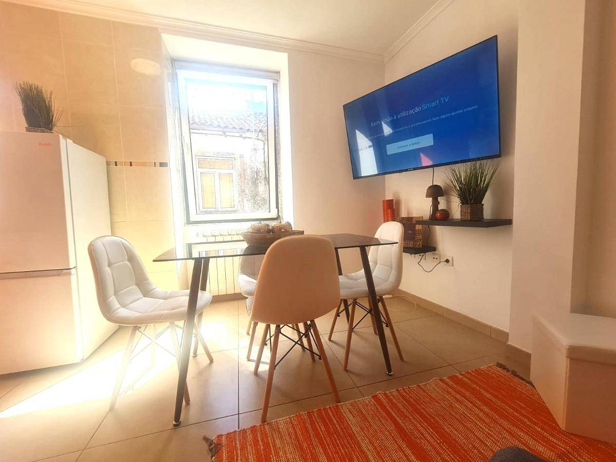 Apartamento inteiro, One-Bedroom Apartment in Beira Interior Norte, Guarda