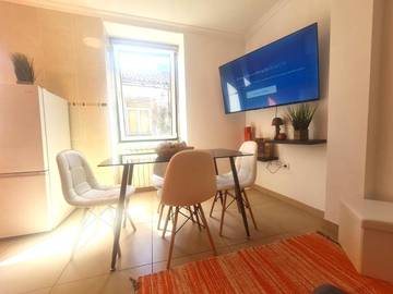 Gîte pour 3 personnes, avec terrasse et vue à Guarda