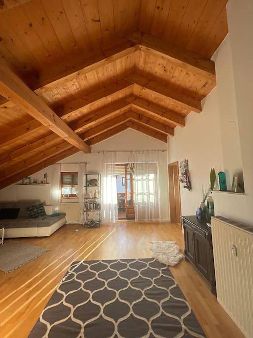 Ferienwohnung für 2 Personen, mit Balkon in Mühldorf am Inn