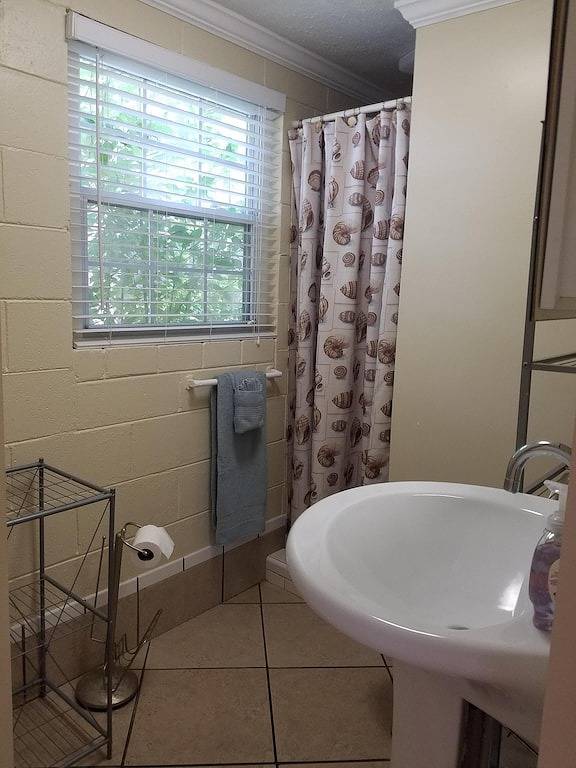 Ganze Wohnung, Erschwingliches Strandapartment mit verstellbarem Kingsize-Bett !!! in Tybee Island, Chatham County