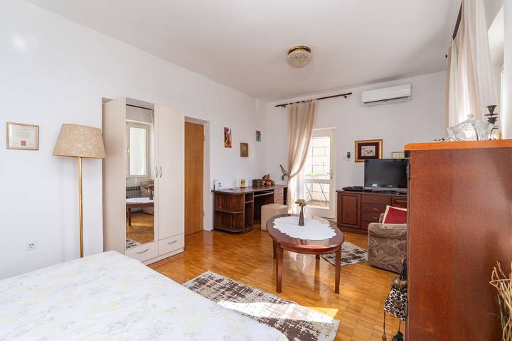 Entire apartment, Apartment and Room Cicko - Double room with Sea View in Dubrovnik, Grad Dubrovnik
