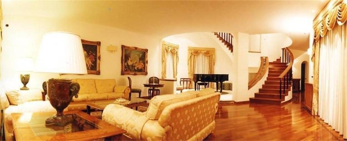 Location de vacances pour 5 personnes, avec piscine ainsi que terrasse et vue à Fonte Nuova - 2