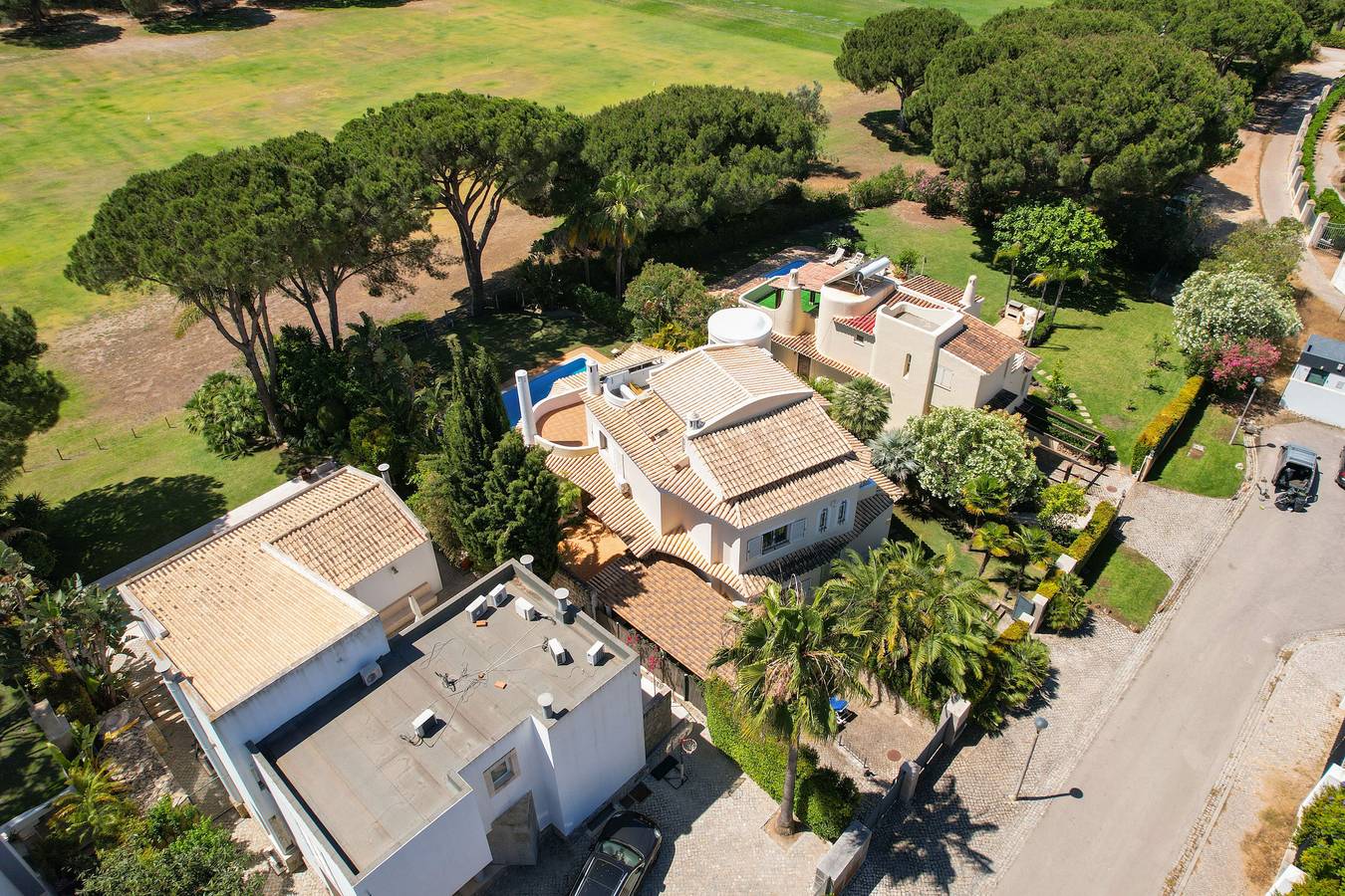 Vila Caraibas - Vilamoura - by Hdproper in Vilamoura, Quarteira