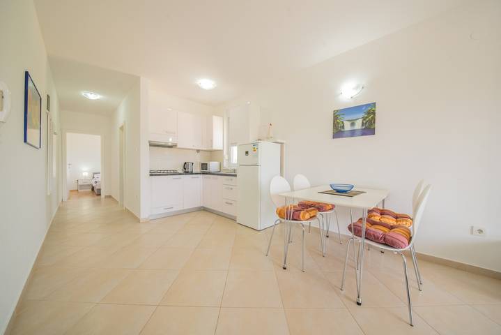 Ferienwohnung für 6 Personen, mit Terrasse in Vrsi - 4