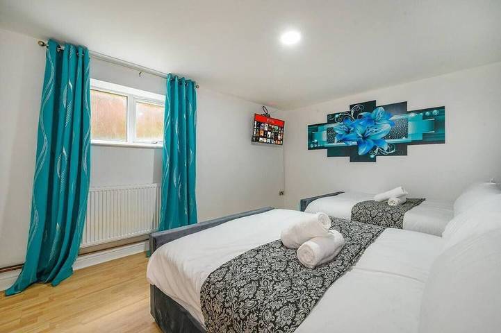 Comfortable Home with Hot Tub in West Yorkshire in Westliches Yorkshire