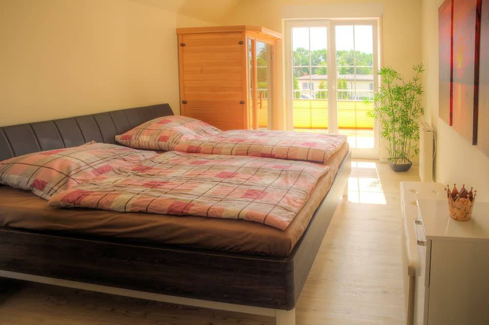 Ganze Wohnung, Ferienwohnung Sonnenvogel mit großem Balkon in Gollwitz, Nordwestmecklenburg (Wismar und Umgebung)