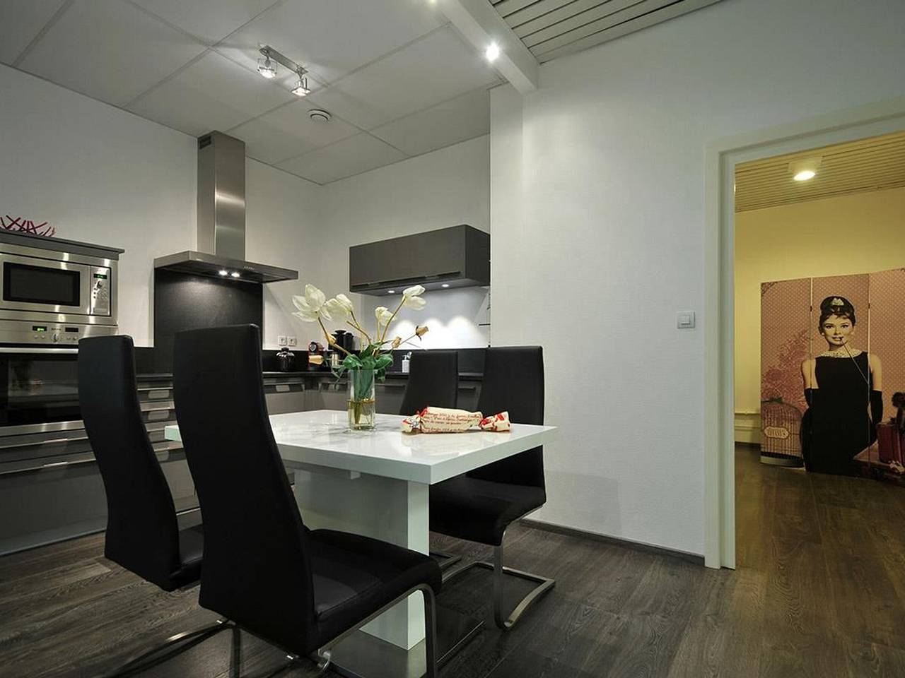 Ganze Wohnung, Geräumige, renovierte Wohnung im Herzen von Colmar, 3 Schlafzimmer, Parkplatz, ruhige Lage in Colmar, Colmar und Umgebung