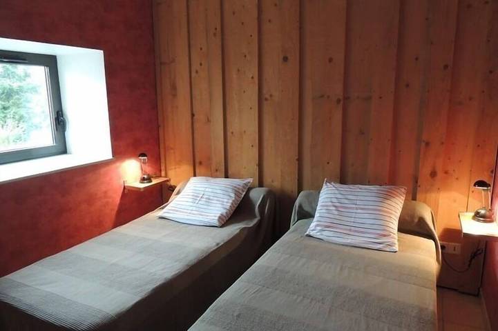 Location de vacances pour 6 personnes, avec balcon et jardin à Lapeyrouse - 4