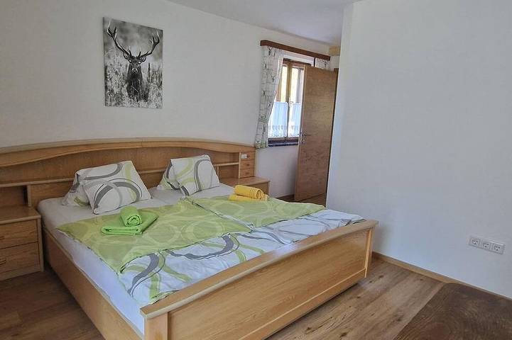 Ferienwohnung „Edelweiß" - Biobauernhof Seemanngut in Faistenau, Bezirk Salzburg-Umgebung