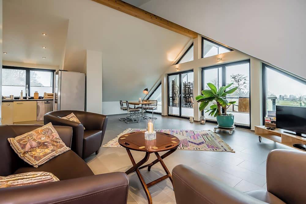 Ganze Wohnung, Traumhafte Helle Seeblick Wohnung in Holzhausen am Ammersee in Utting, Ammersee