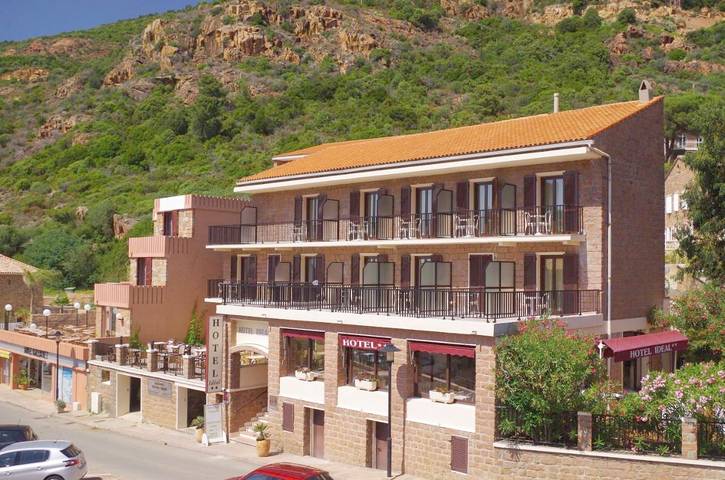 Hôtel pour 2 personnes, avec vue ainsi que piscine et terrasse dans Porto (Corse) - 3