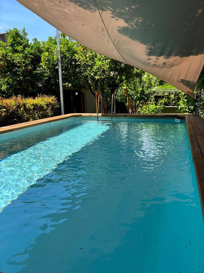 Casa vacanza per 8 persone, con piscina e panorama nonché giardino, adatto a famiglie con bambini a Giarre