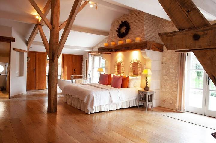 Location de vacances pour 15 personnes, avec jardin à Serres-et-Montguyard - 2